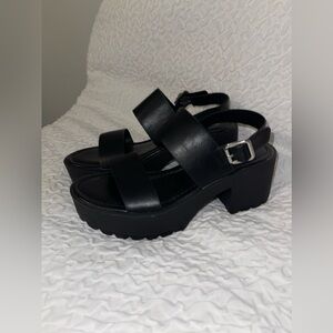 Women’s chunky Sandals